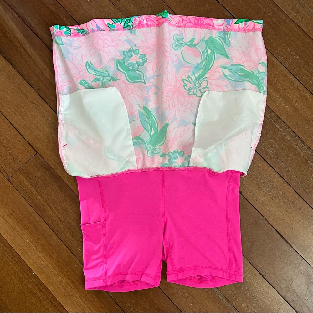Lilly Pulitzer Luxeletic Floral Skirt/Skort - Picture 6 of 10